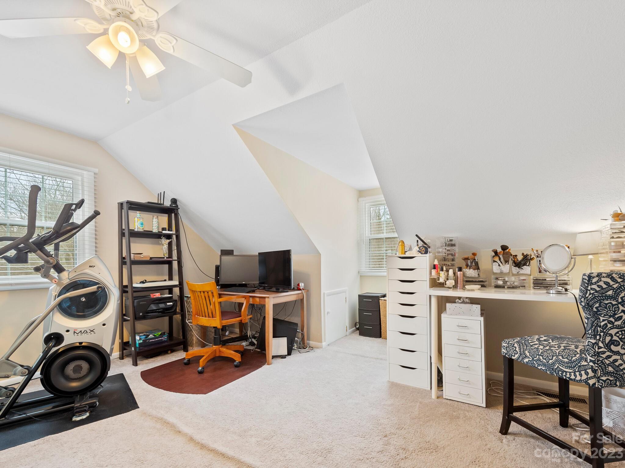 Charles Ridge - Residential