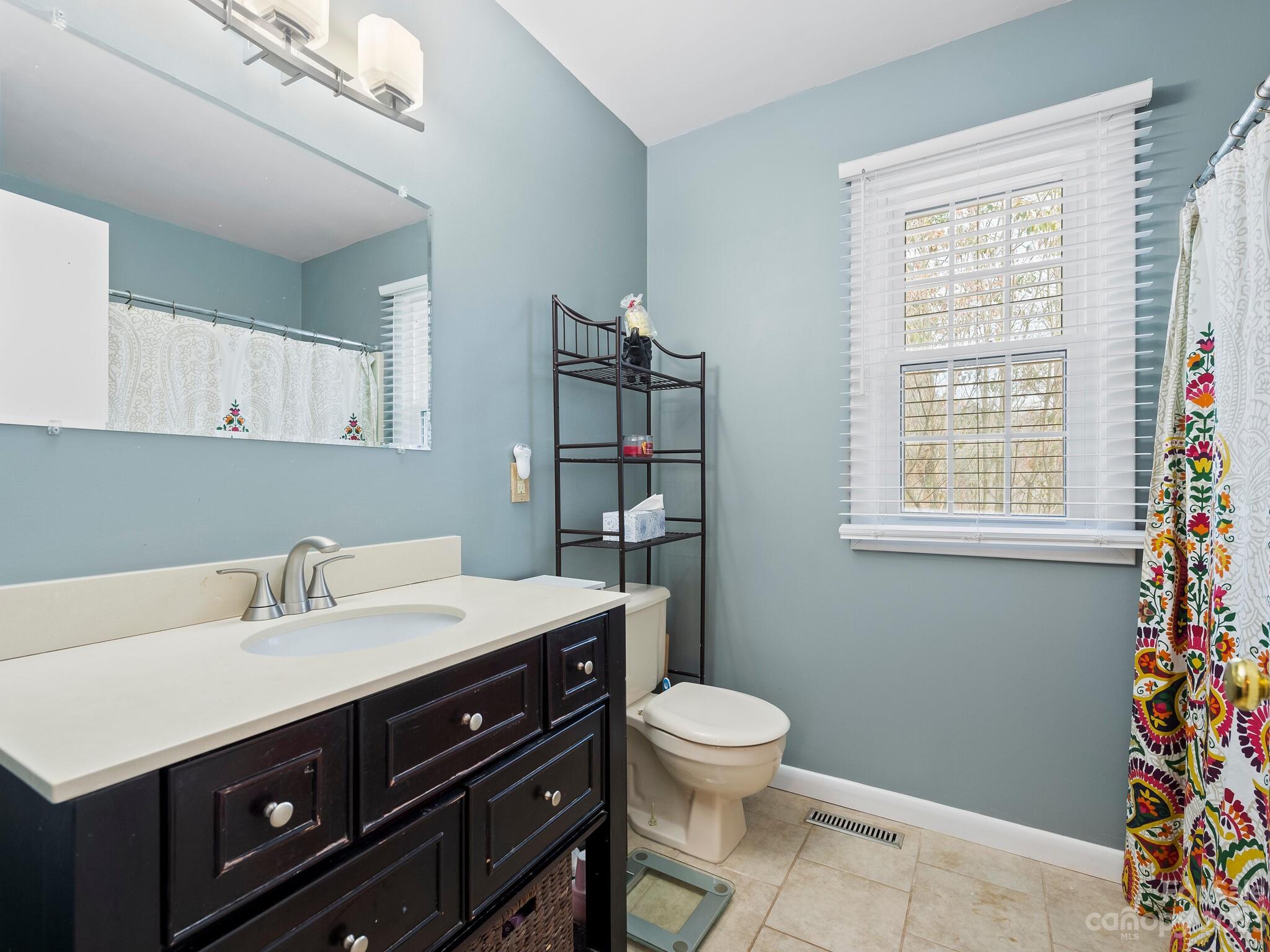 Charles Ridge - Residential