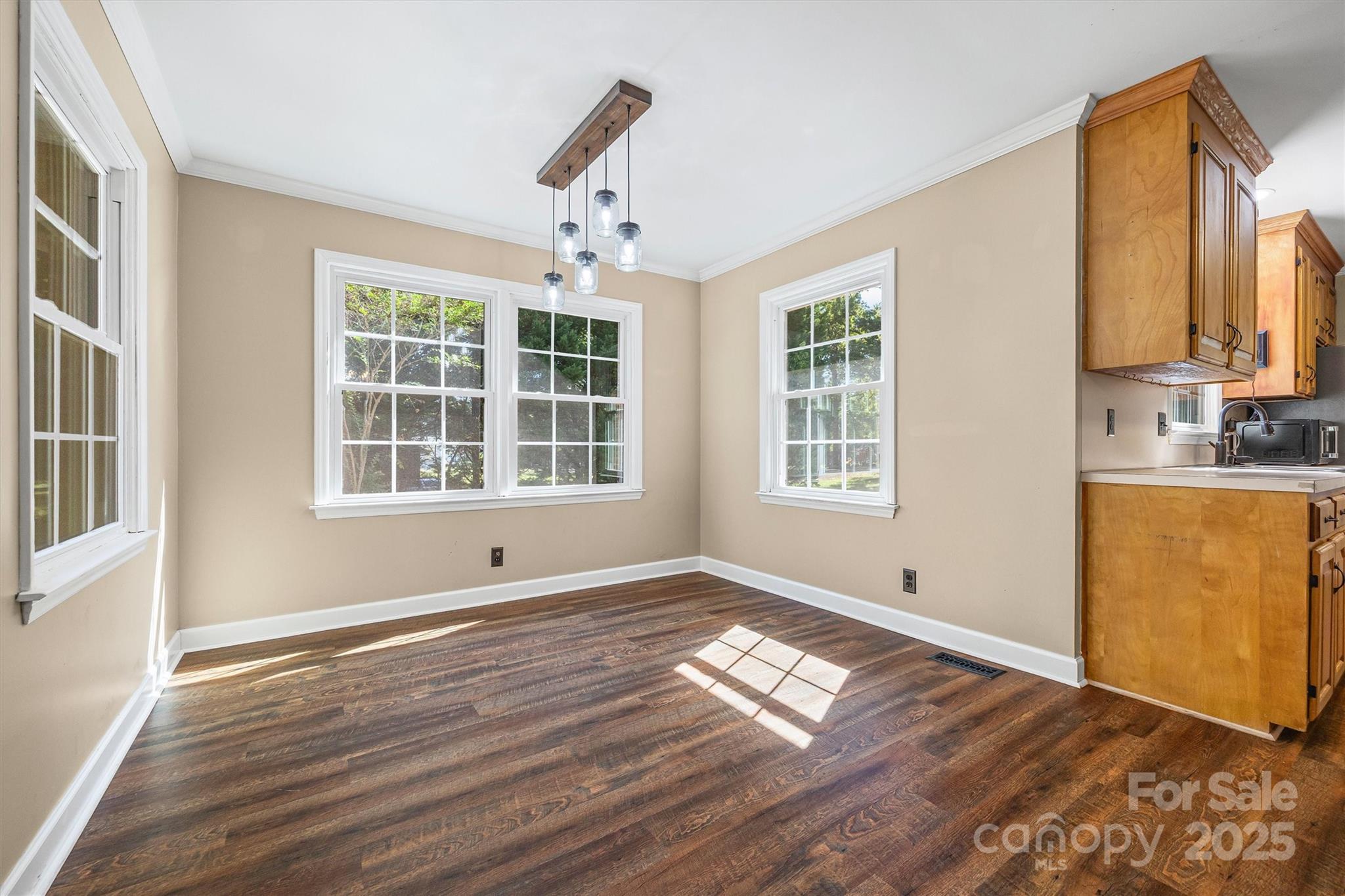 Hutchinson Place - Residential