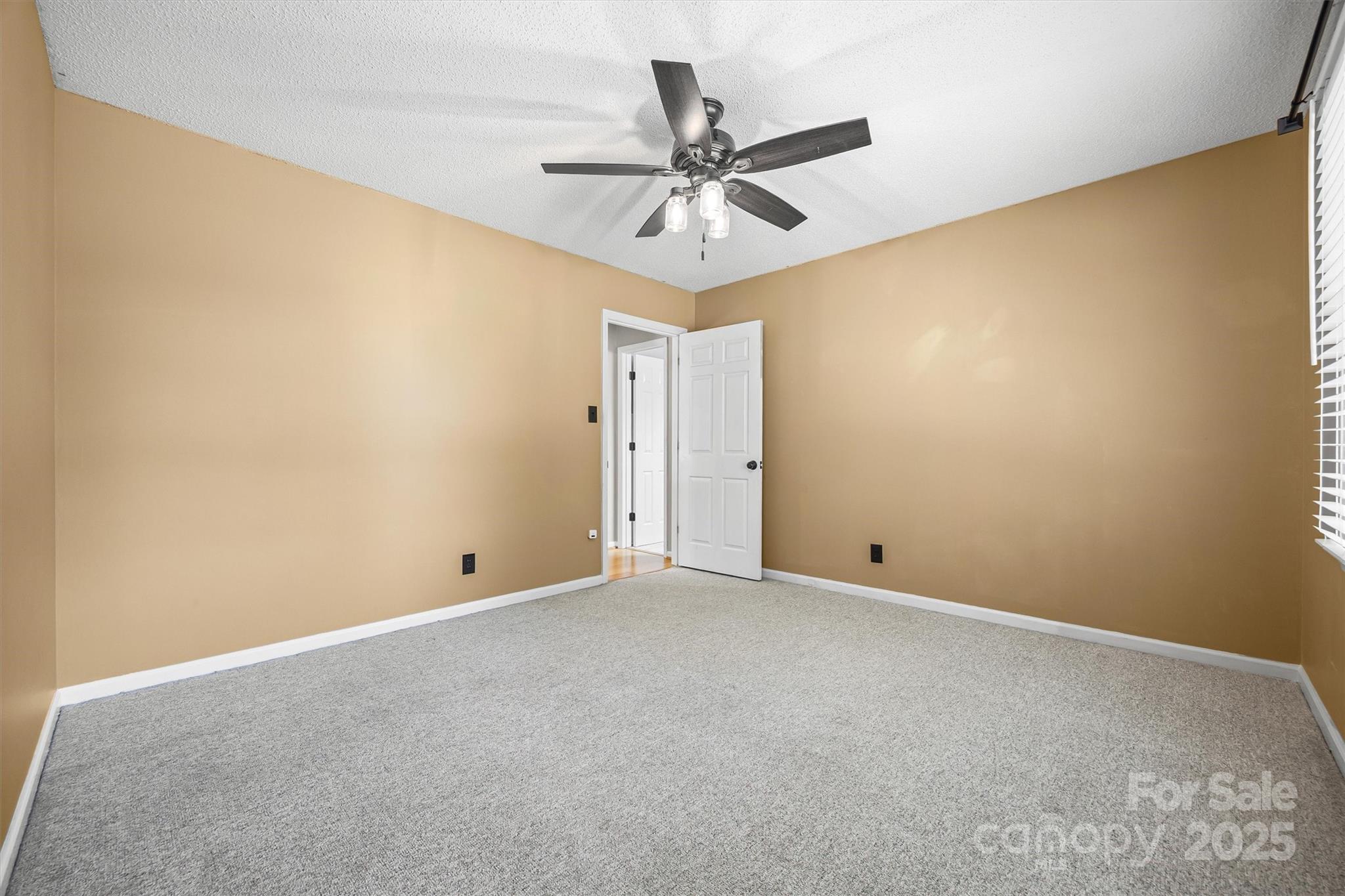 Hutchinson Place - Residential