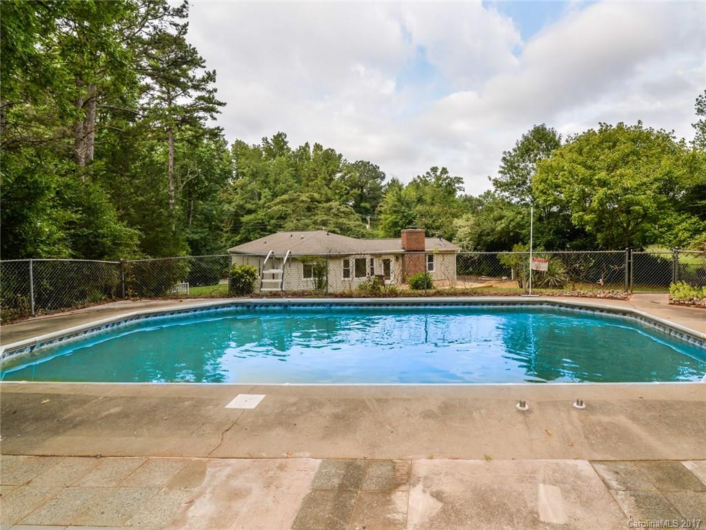 Forest Hills - Residential