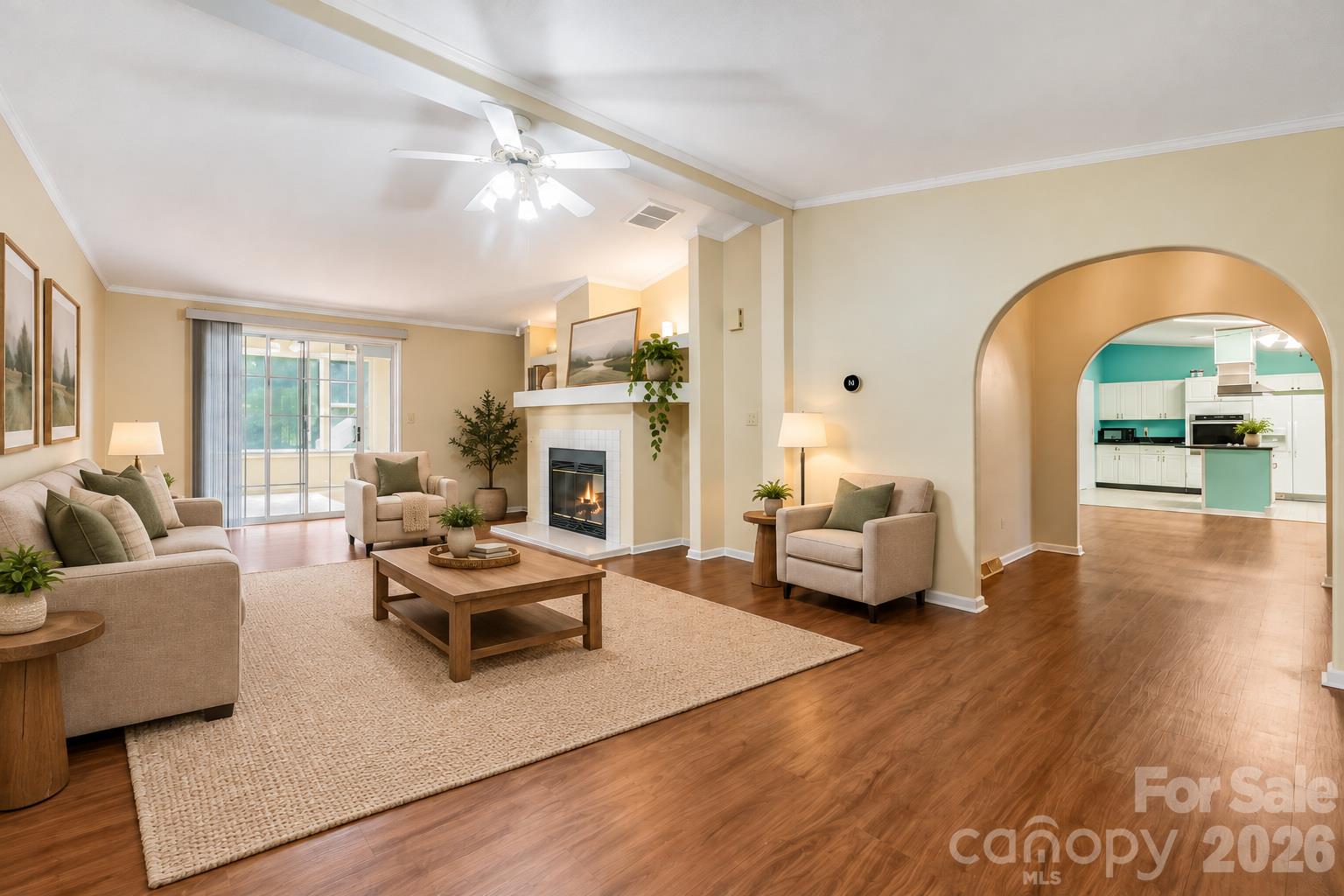655 School Road E