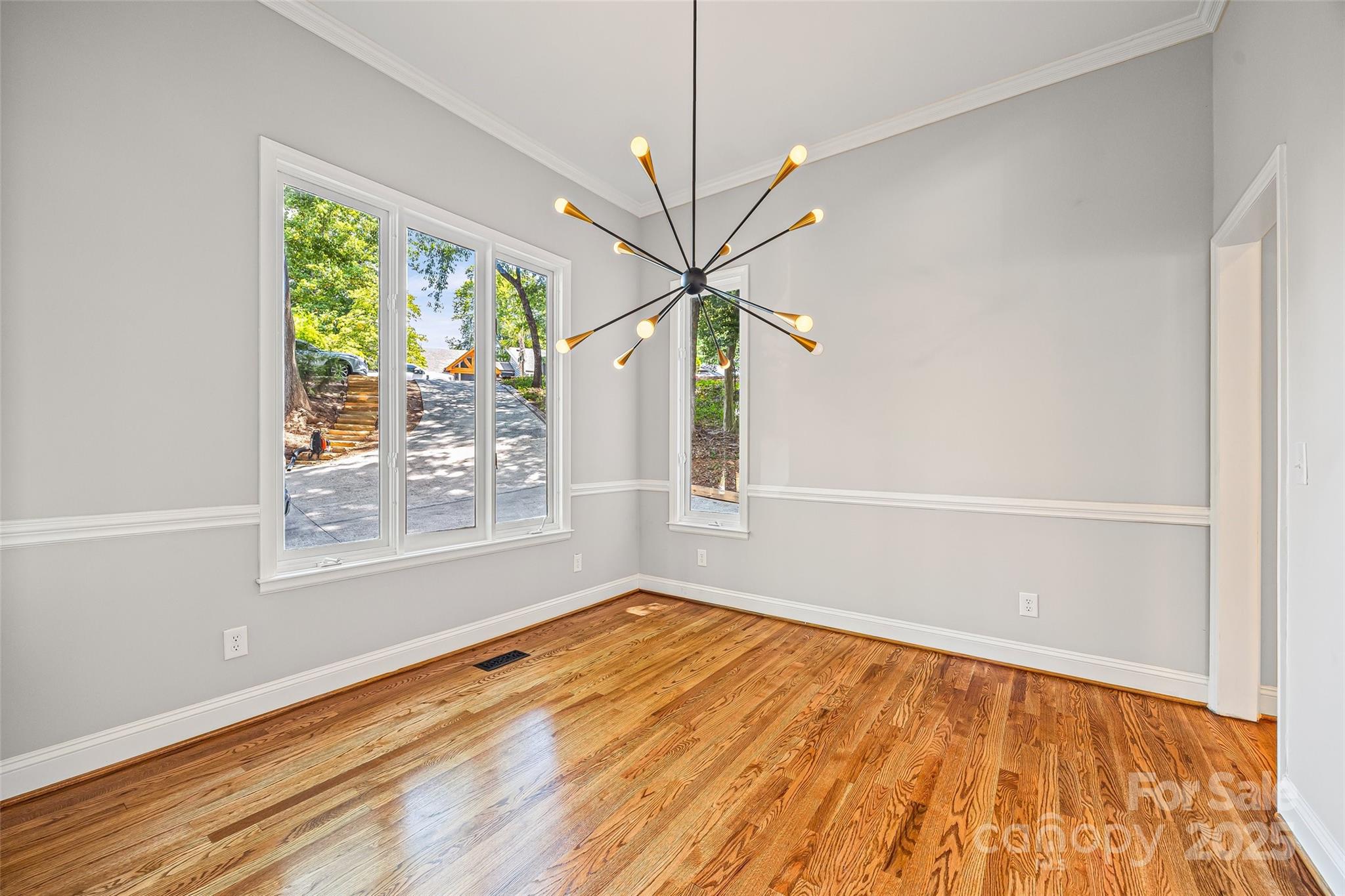 1091 Palmyra Drive