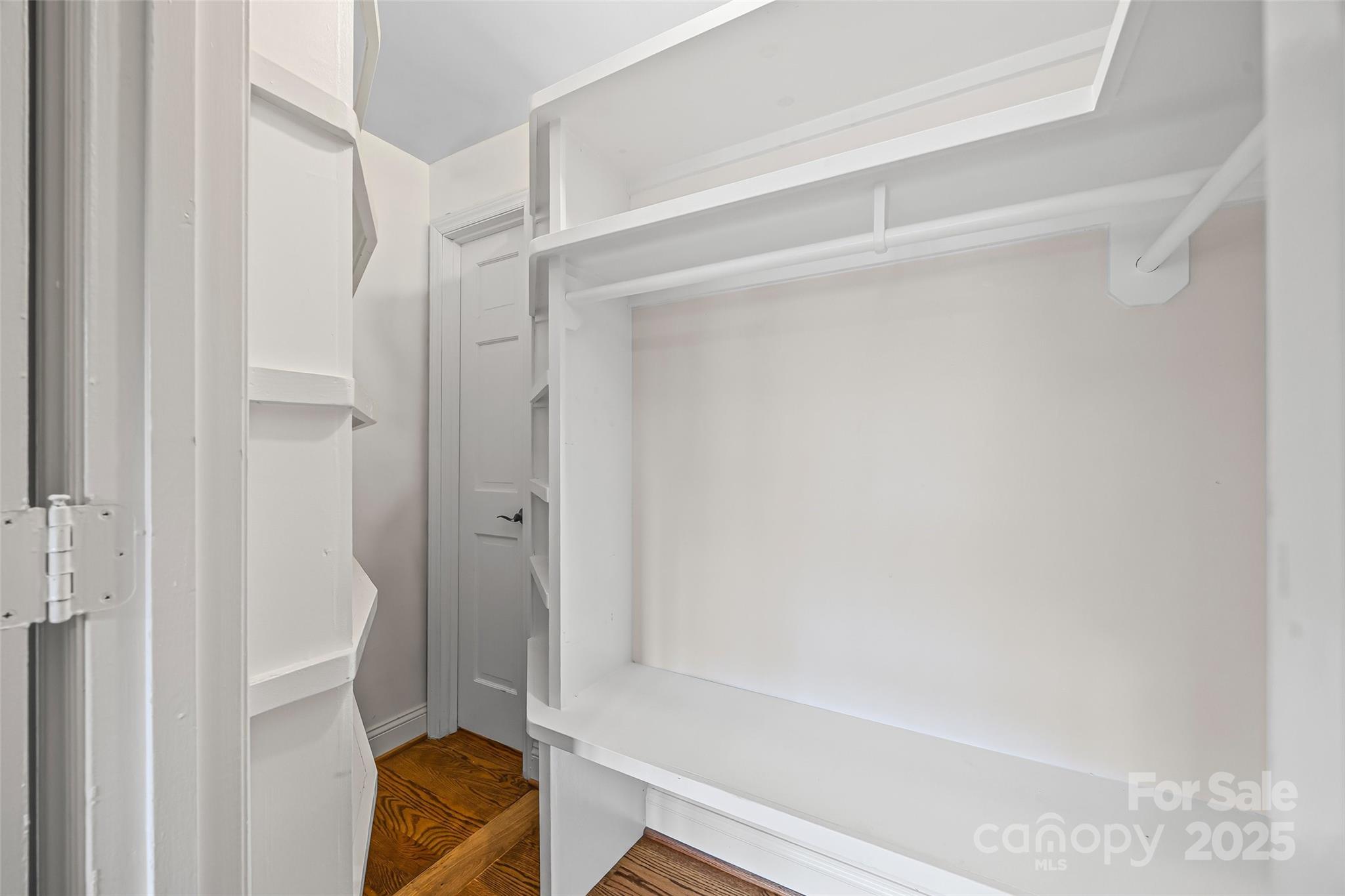 Tega Cay - Residential