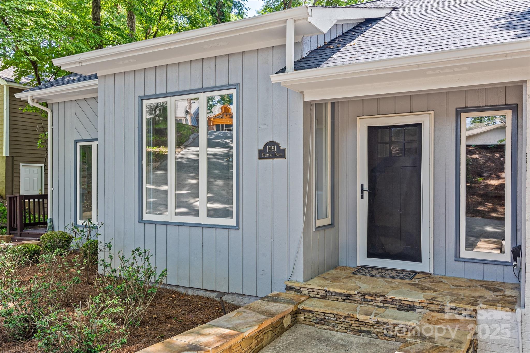 Tega Cay - Residential