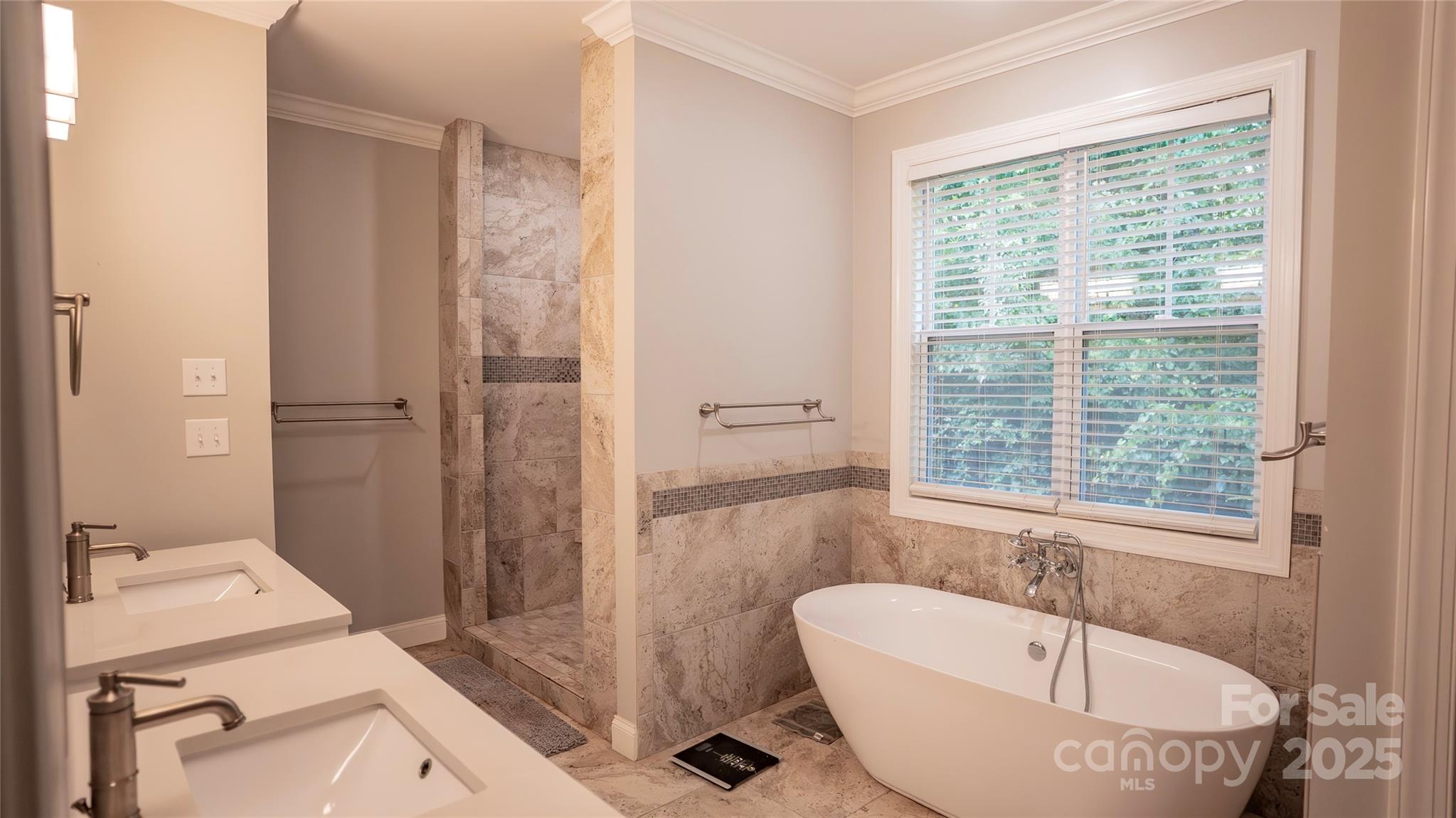 Hidden Oaks - Residential