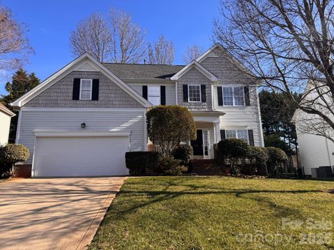 Photo of 14841 Dunbeth Drive, Huntersville, NC 28078 (MLS # 4337589)