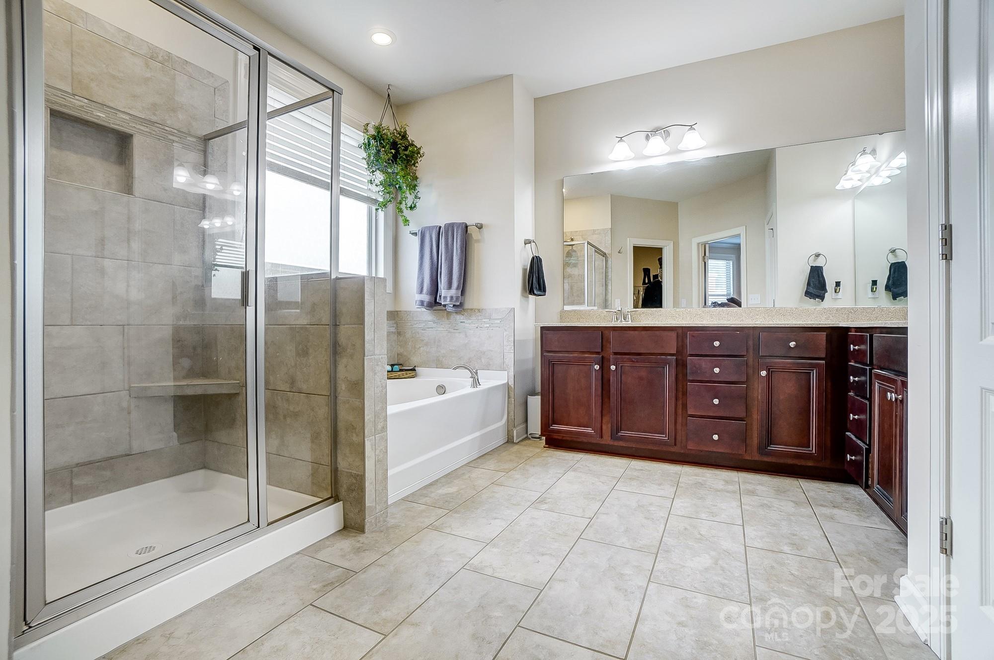 The Preserve At Riverchase - Residential