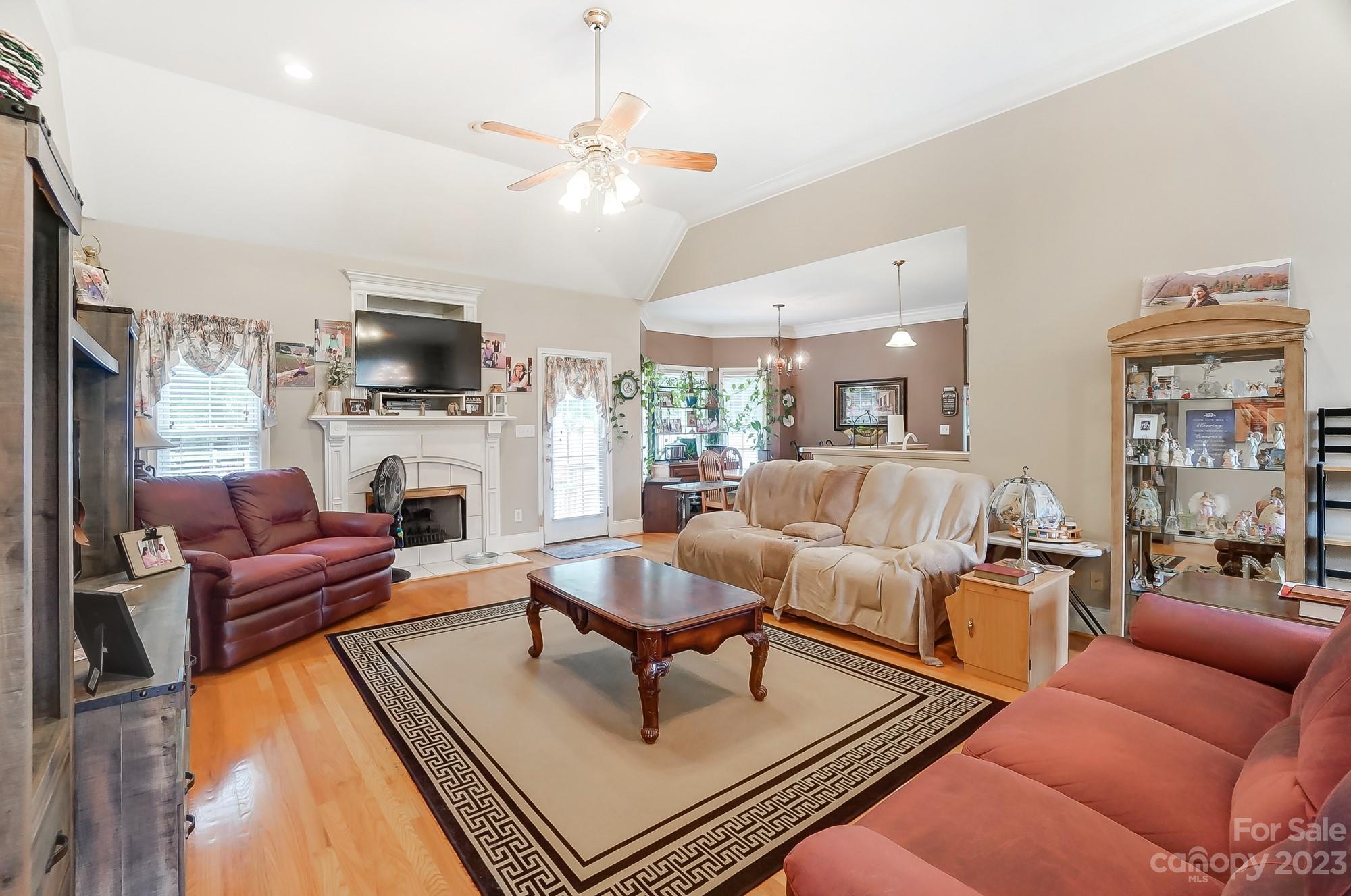 Calliewood - Residential