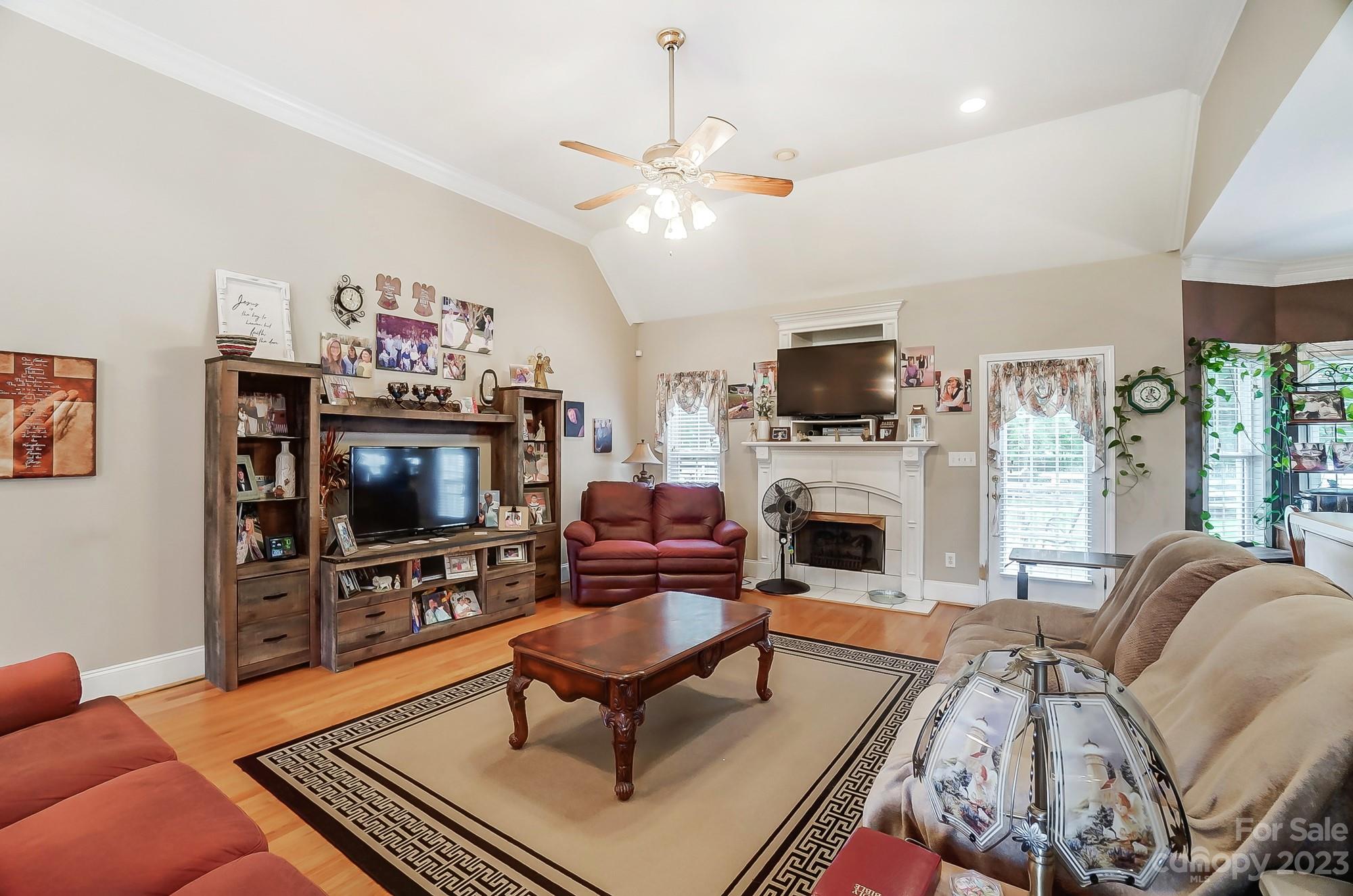 Calliewood - Residential