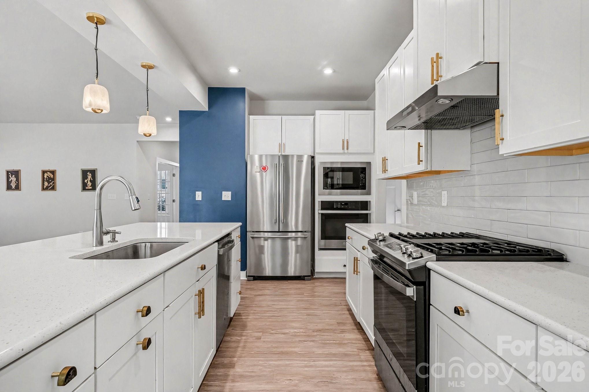 Holcomb Woods - Residential