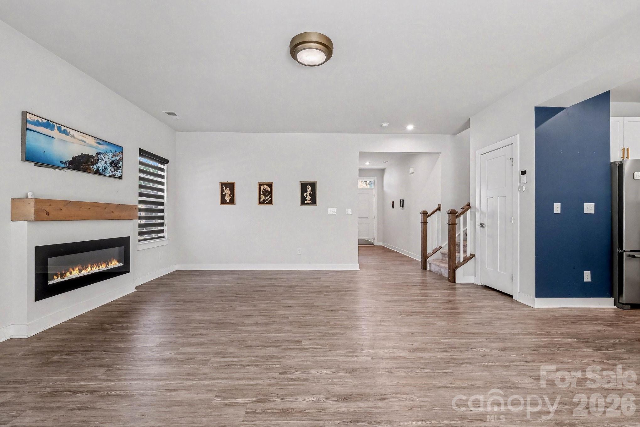 Holcomb Woods - Residential