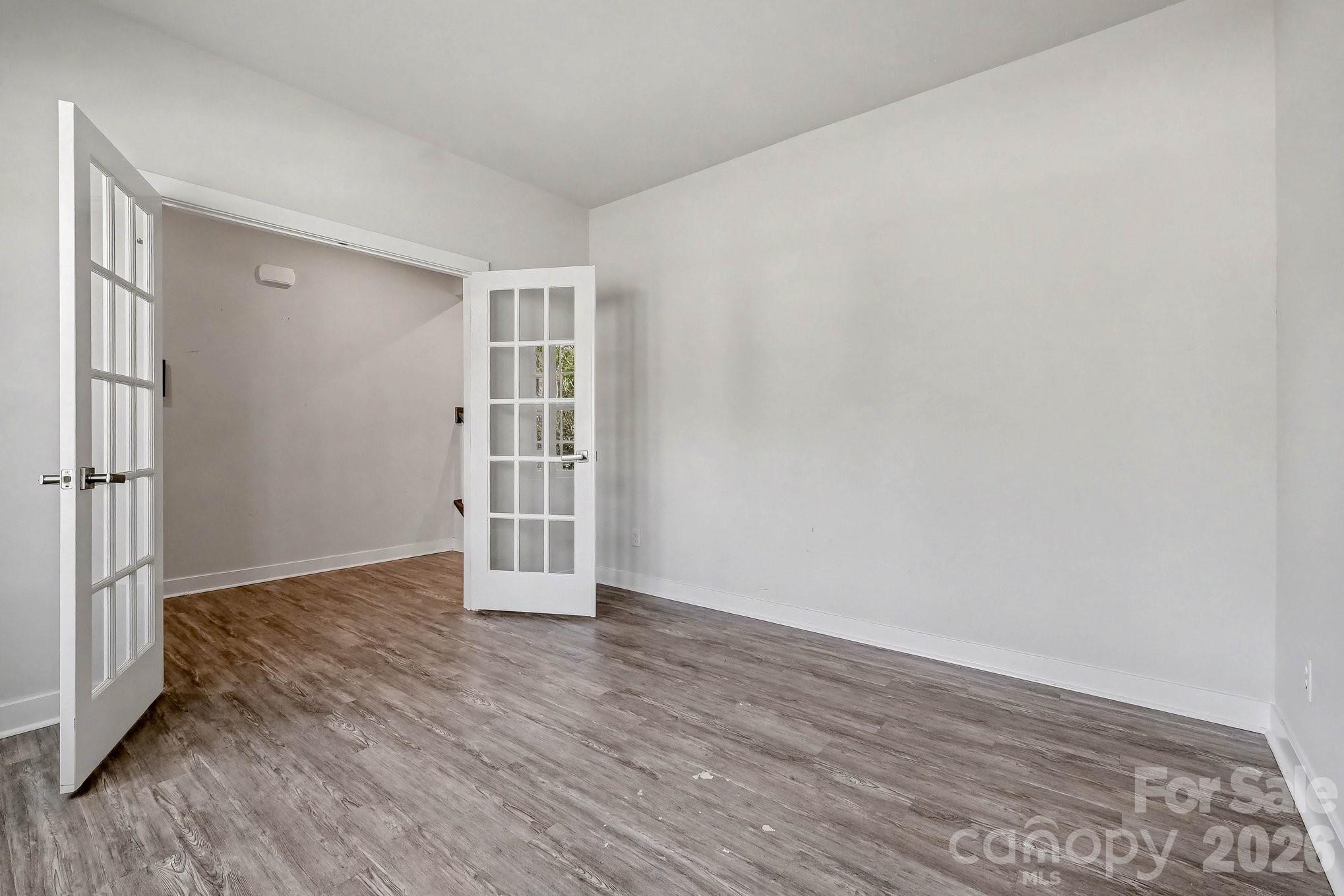 Holcomb Woods - Residential