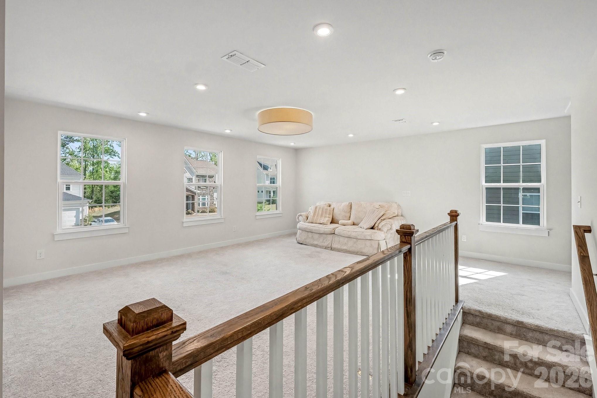 Holcomb Woods - Residential