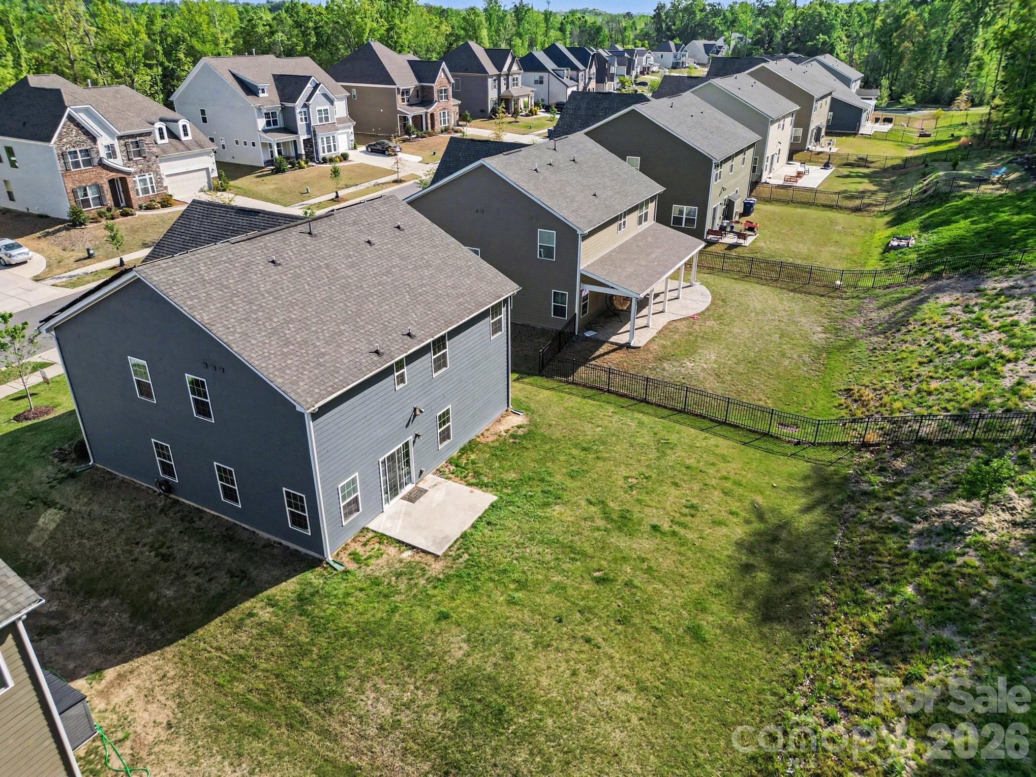 Holcomb Woods - Residential