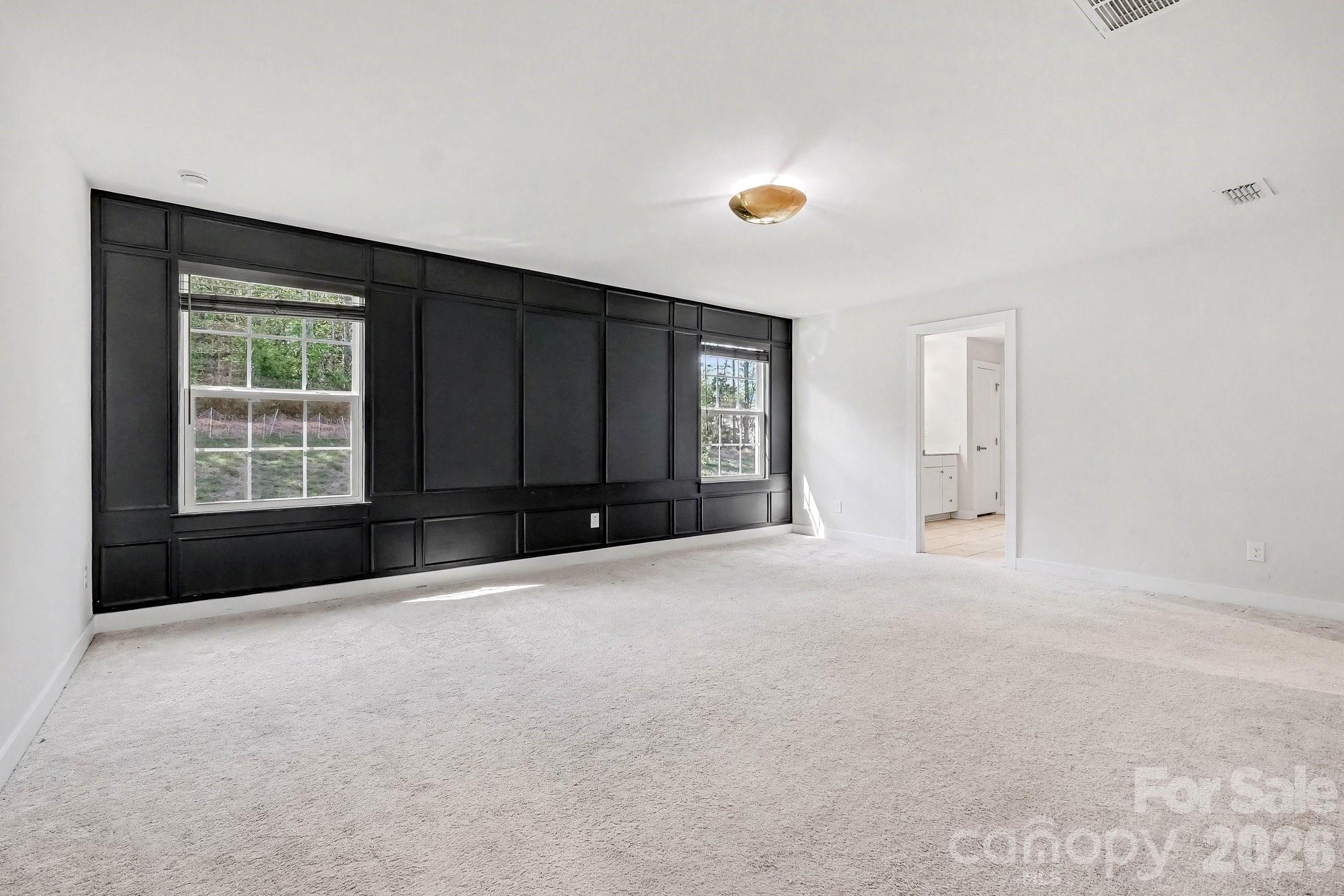 Holcomb Woods - Residential