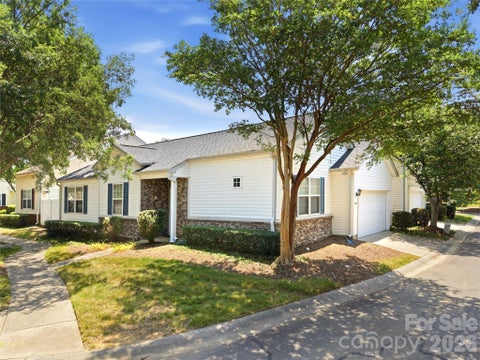 Photo of 9035 Meadowmont View Drive, Charlotte, NC 28269 (MLS # 4402729)