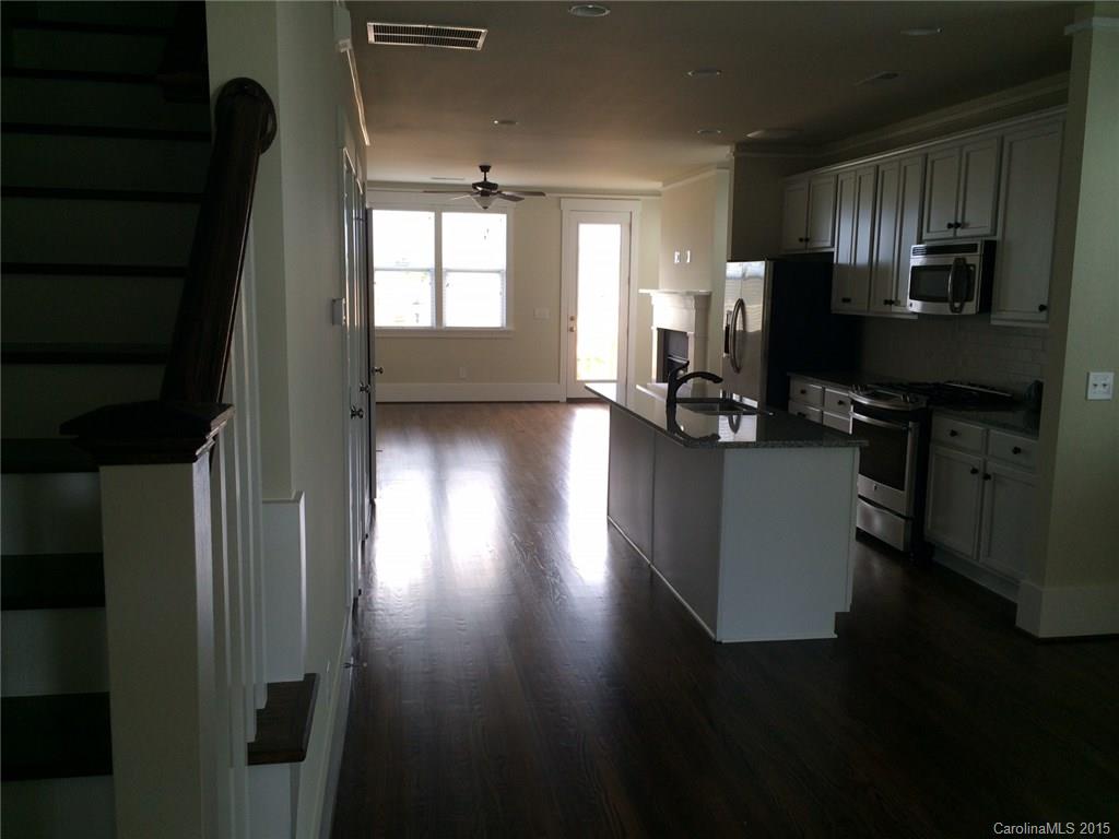 Riverwalk - Residential Lease