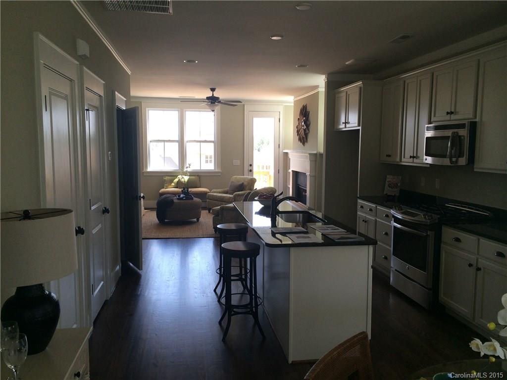 Riverwalk - Residential Lease