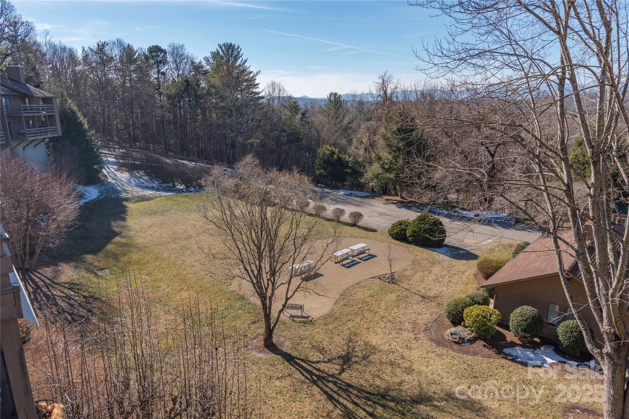 Pine Cliff Condominiums - Residential