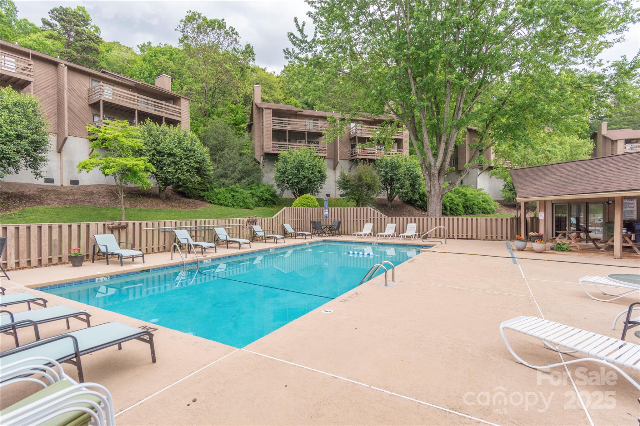 Pine Cliff Condominiums - Residential