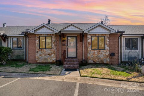 Condominium in Concord NC 1112 Hanford Place.jpg