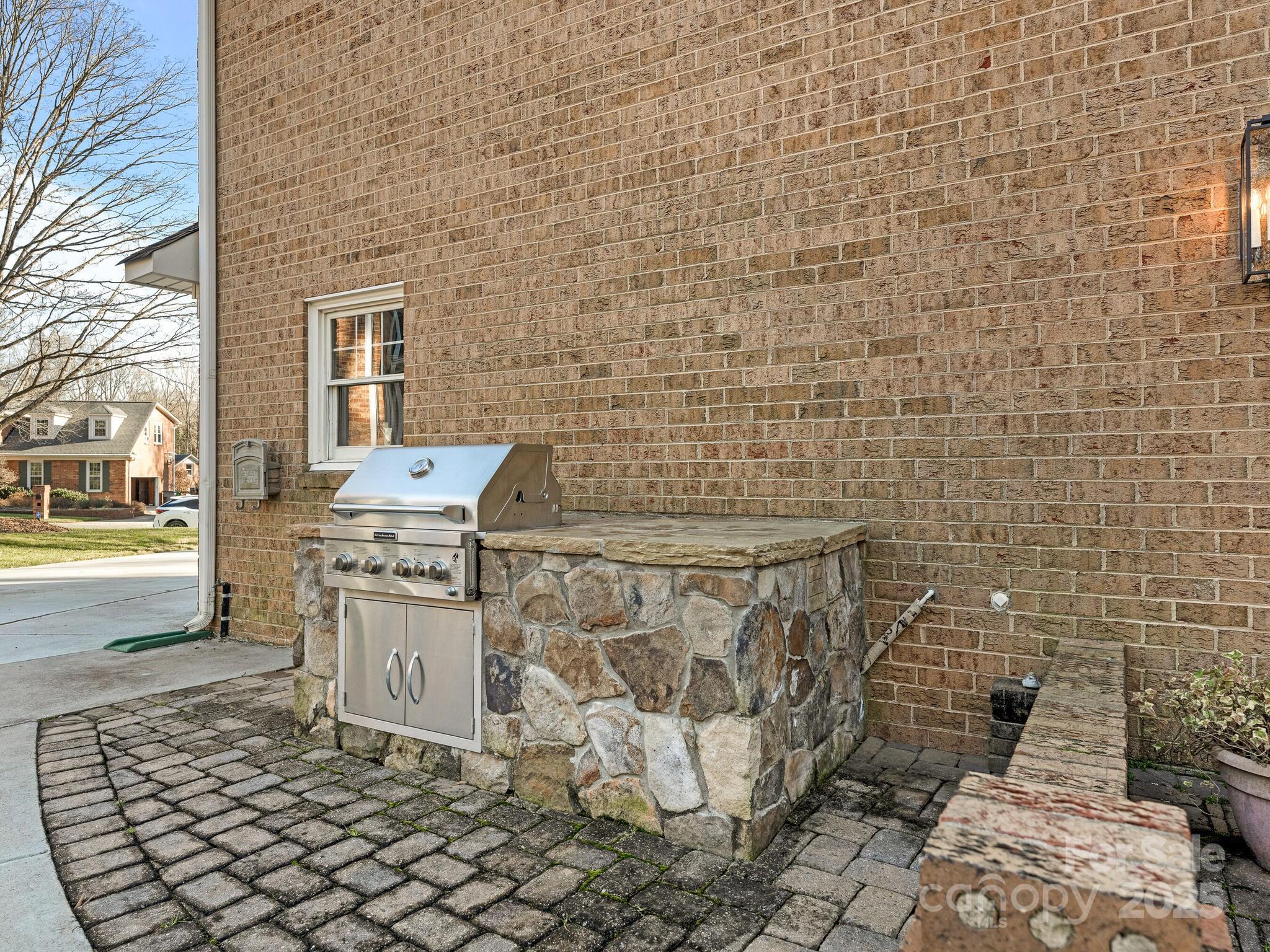 Winding Brook - Residential