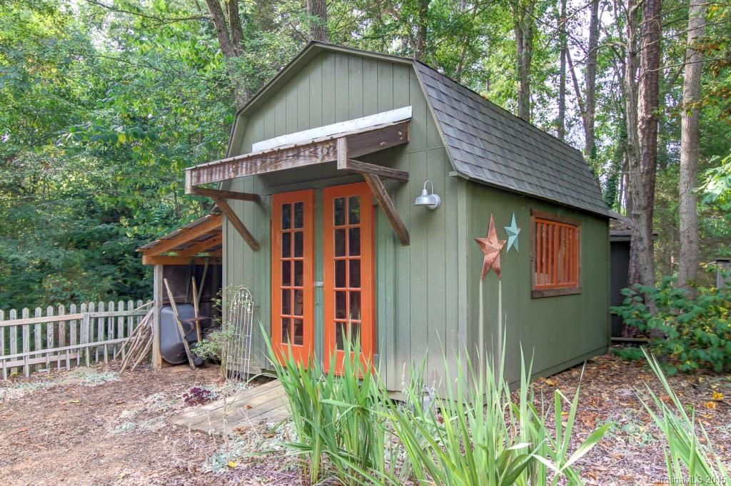 Pages Pond - Residential