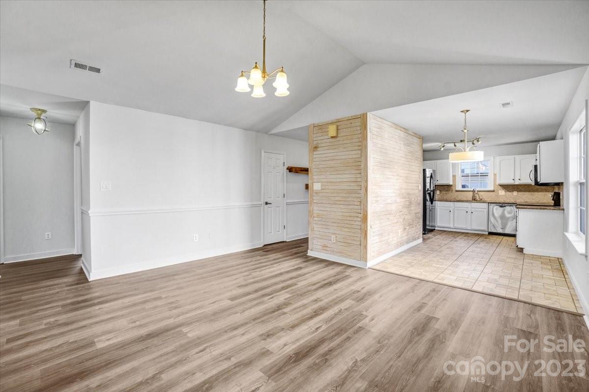 Alexis Pointe - Residential