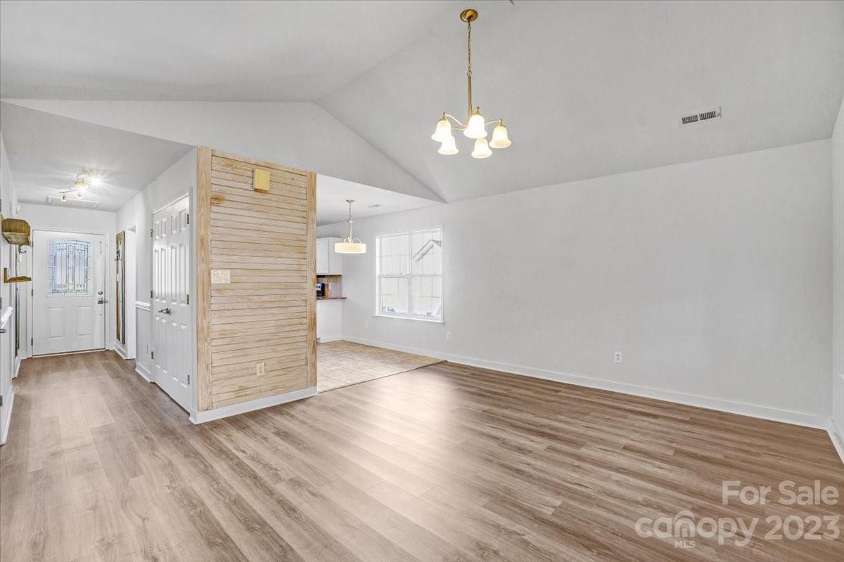 Alexis Pointe - Residential