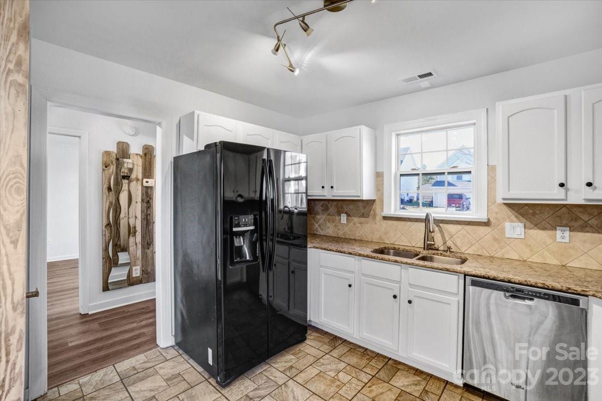 Alexis Pointe - Residential