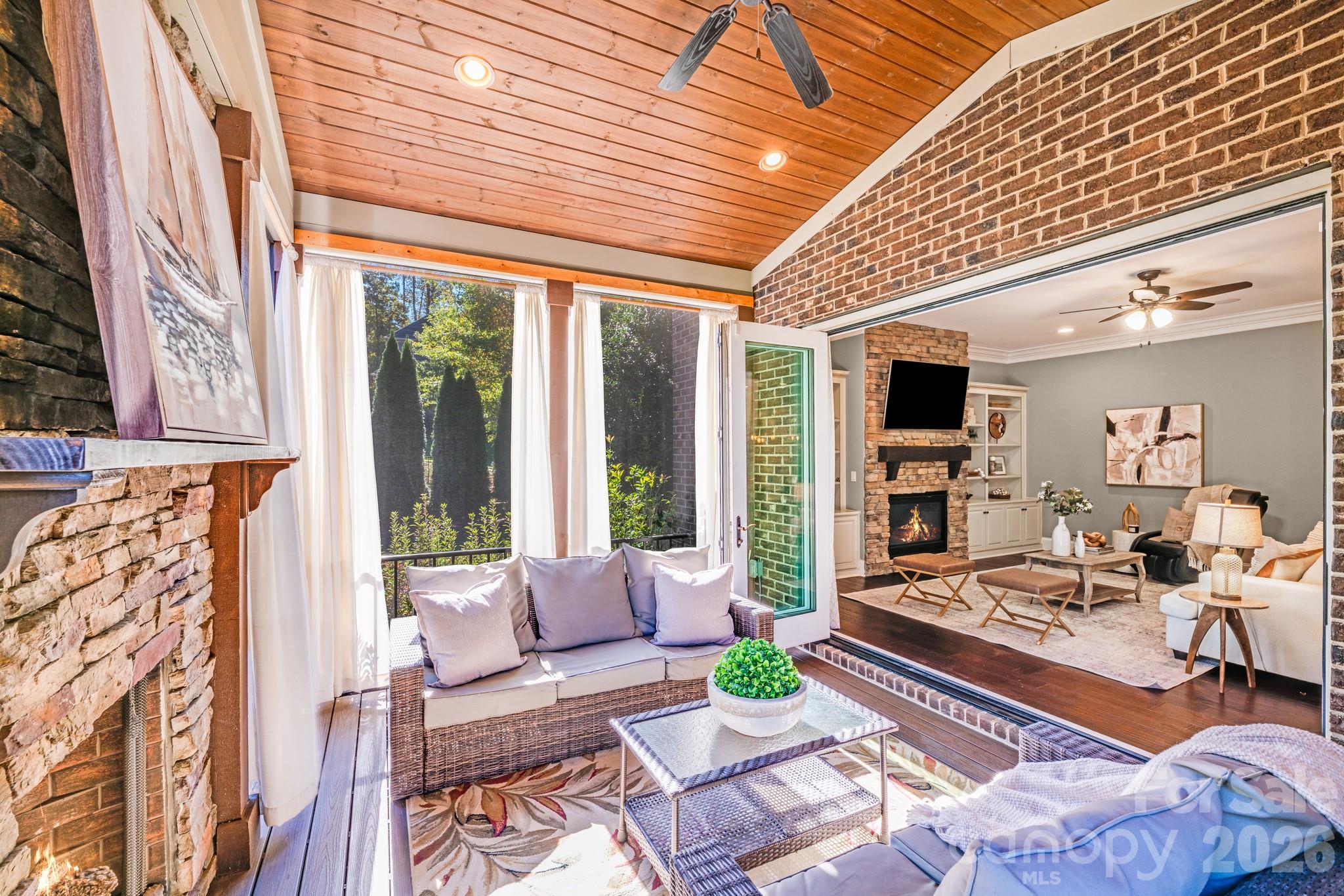 The Manors at Lake Ridge - Residential