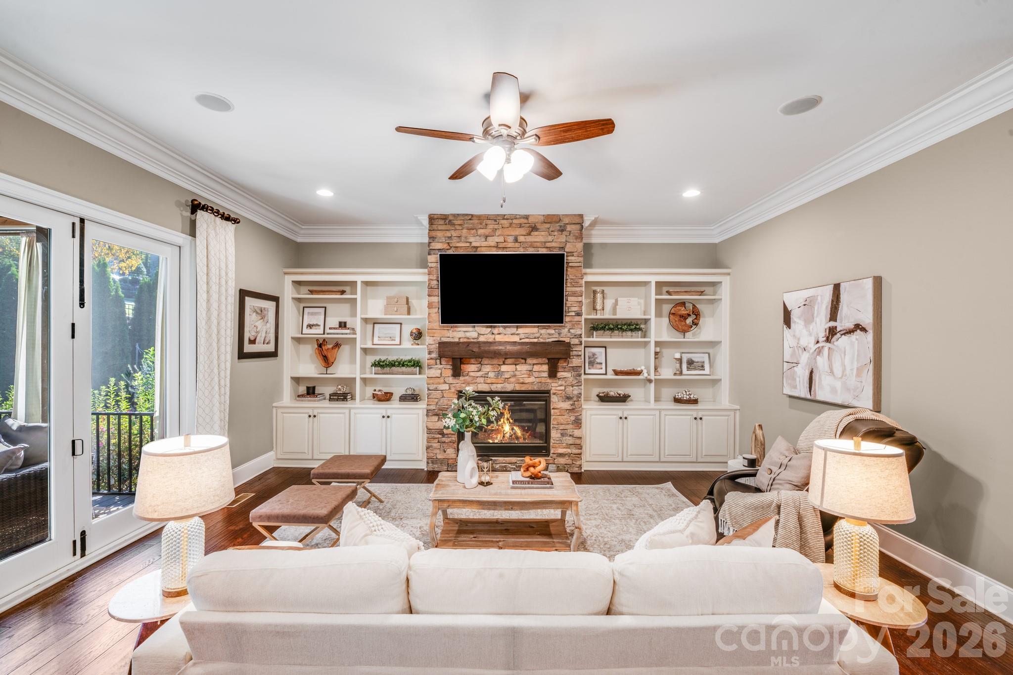 The Manors at Lake Ridge - Residential