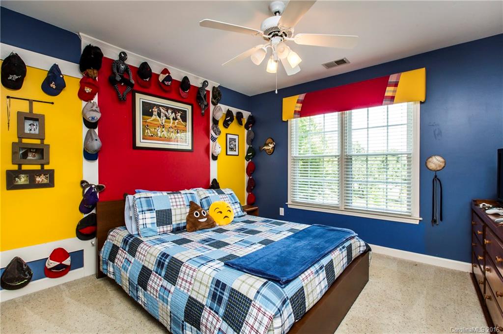 The Hamptons - Residential