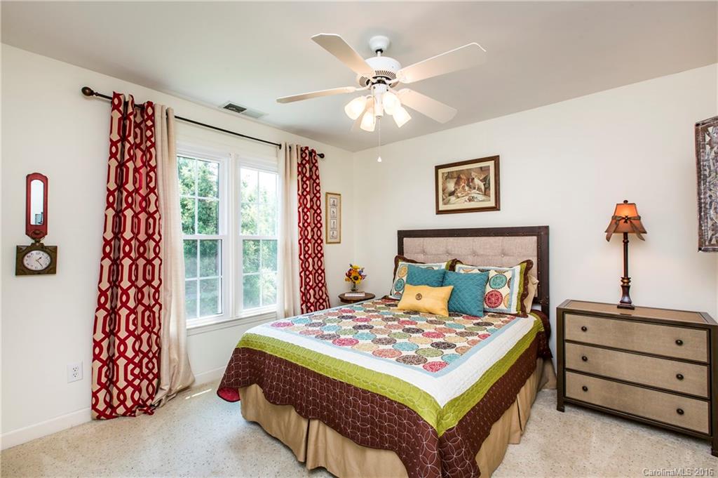 The Hamptons - Residential