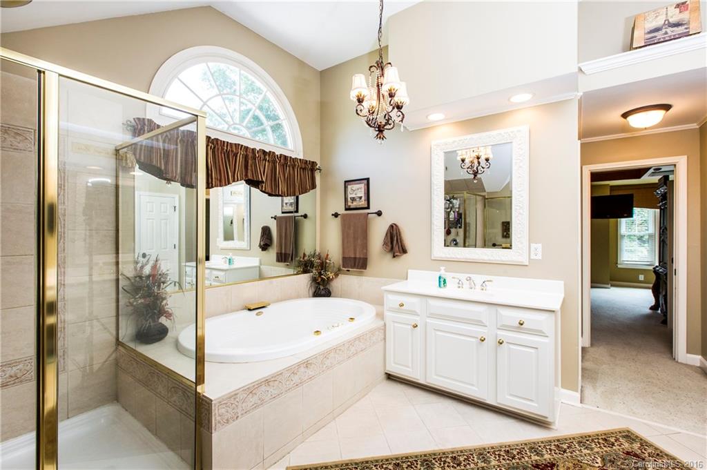 The Hamptons - Residential