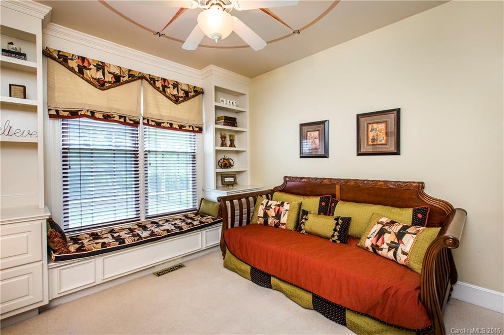 The Hamptons - Residential