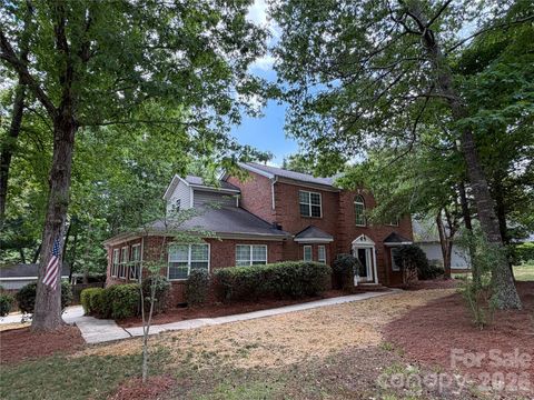 4926 Ardenwoods Drive Charlotte NC 28215