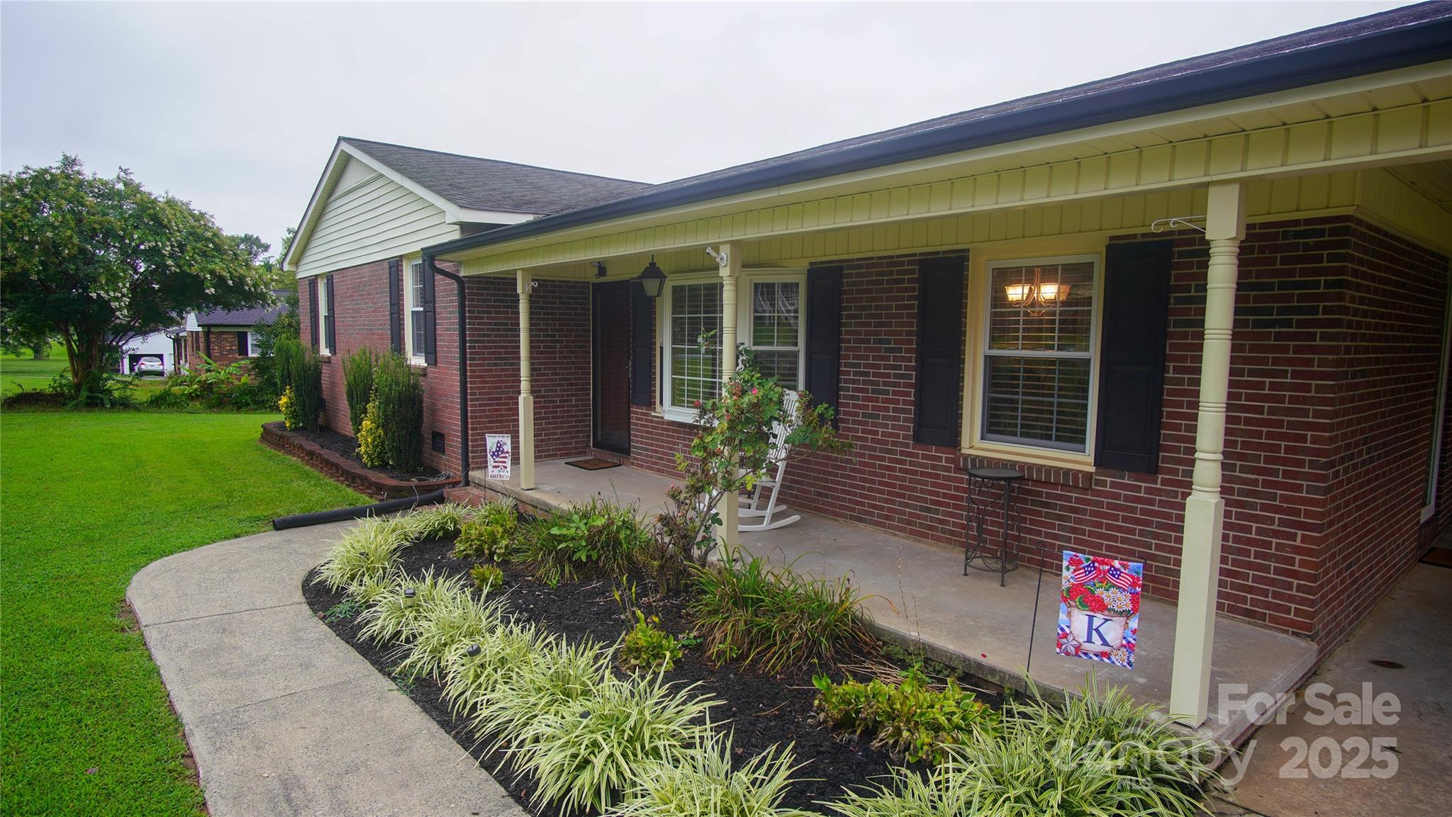 112 White Plains Drive