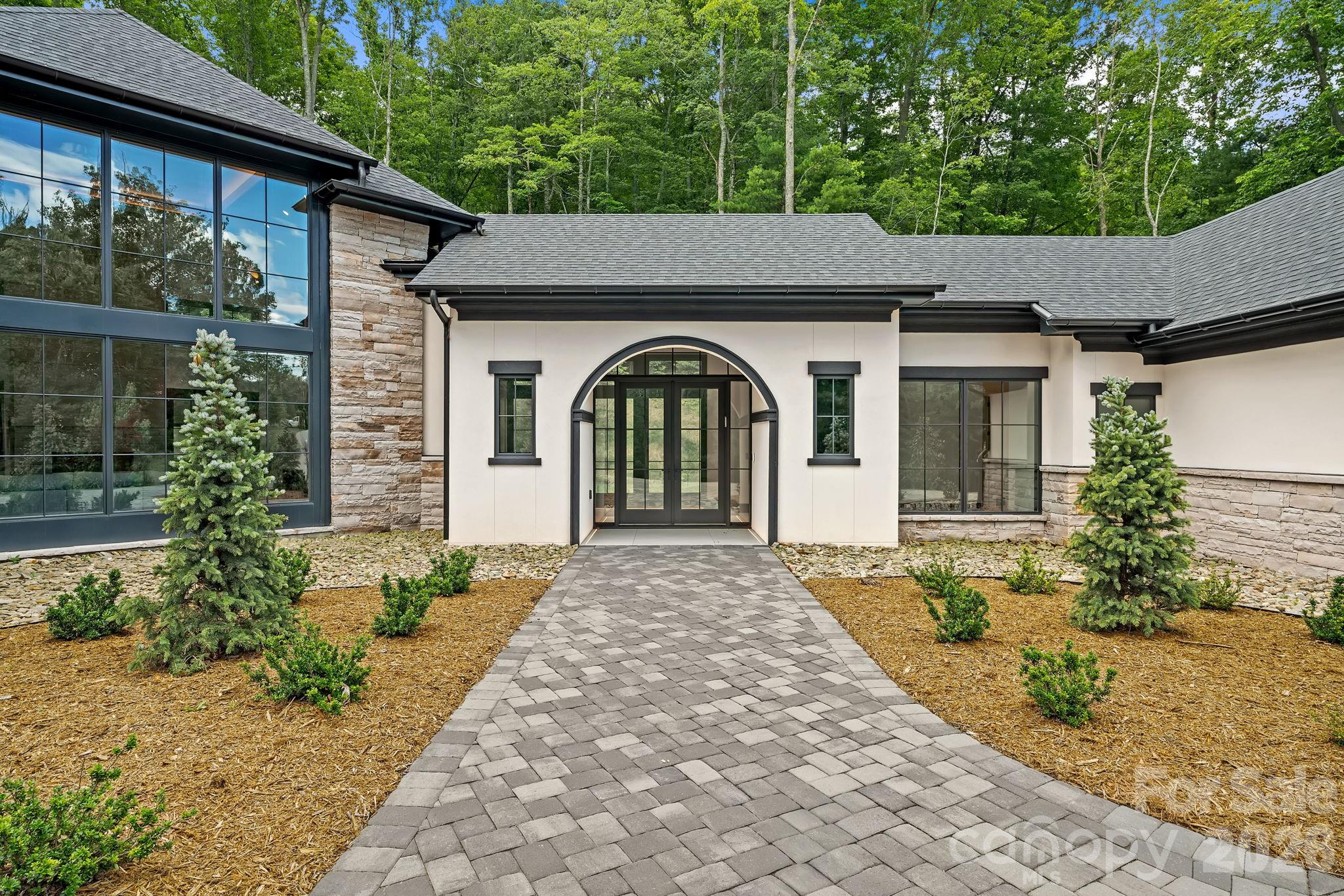 504 Hollow Trail