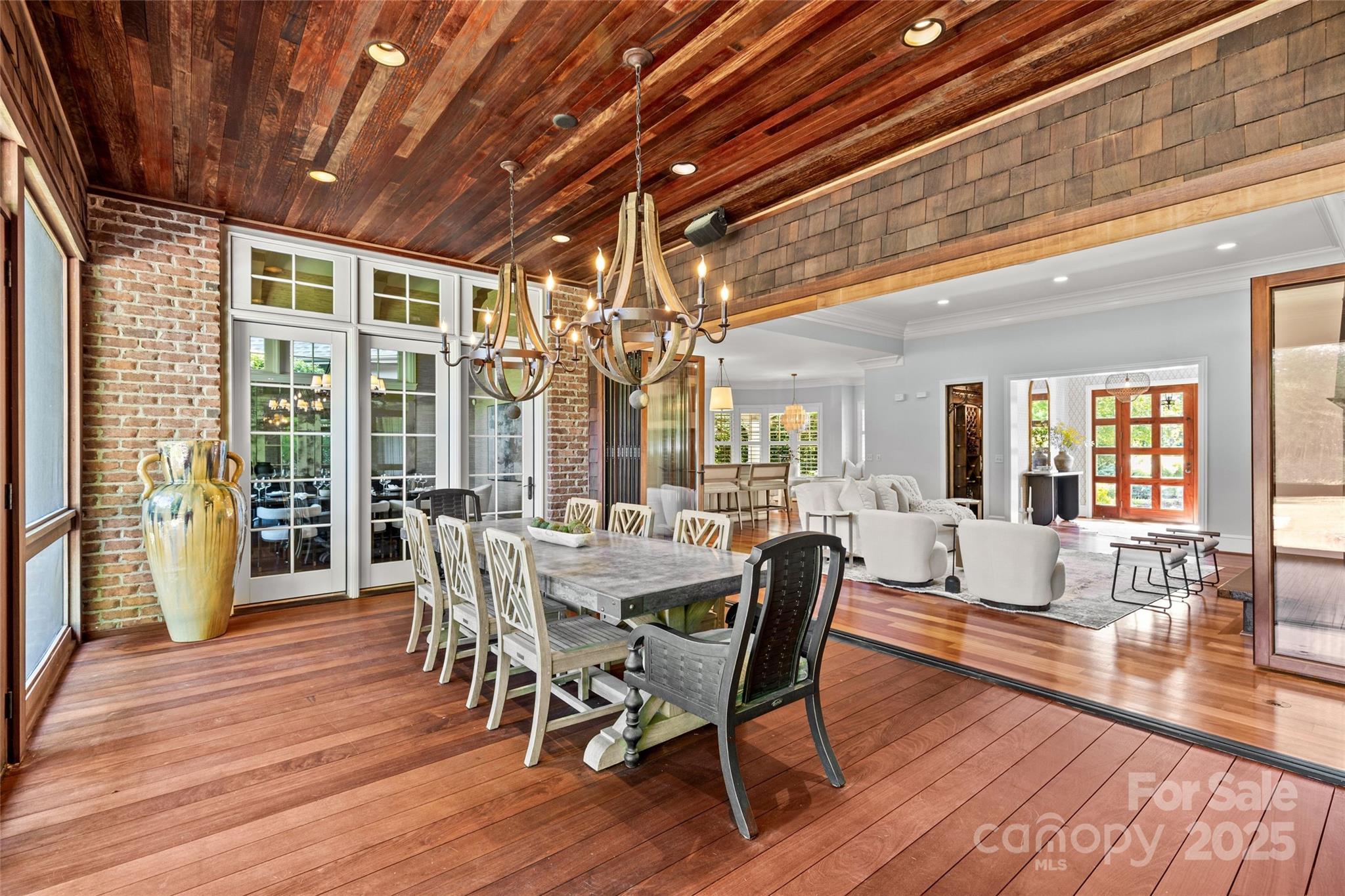2301 Vernon Drive