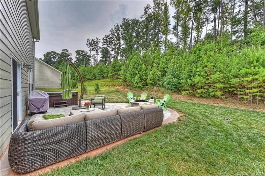 The Vineyards on Lake Wylie - Residential