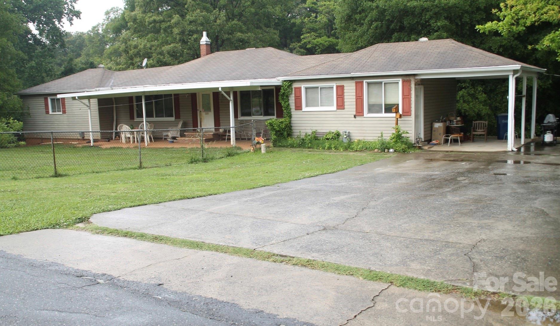 Photo 1 of 1 — 225 Ferstl Avenue, Belmont, NC 28012