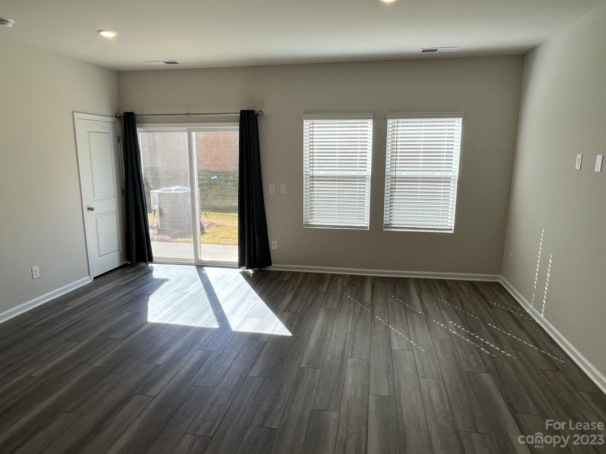 Georgetown Crossing - Residential Lease