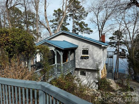 Photo of 547 Lake Shore Drive, Norwood, NC 28128 (MLS # 4361576)