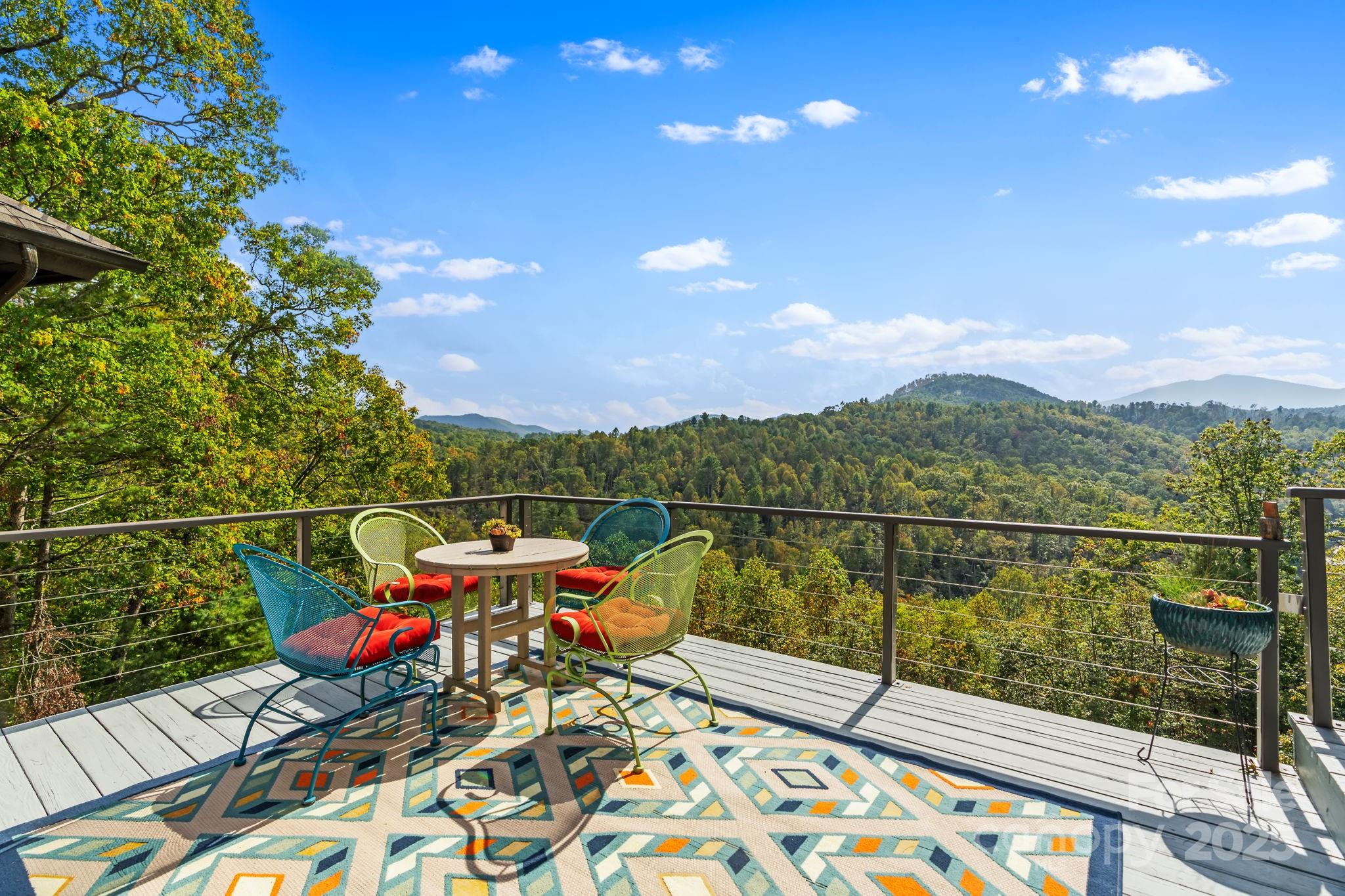 496 English Lane