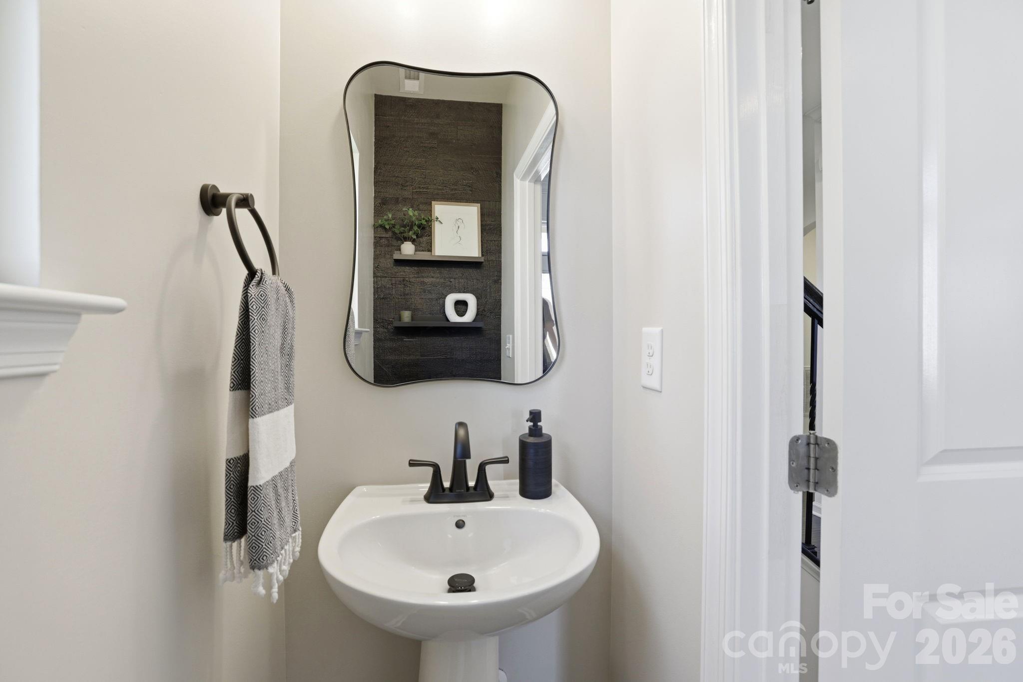 1819 Fleetwood Drive