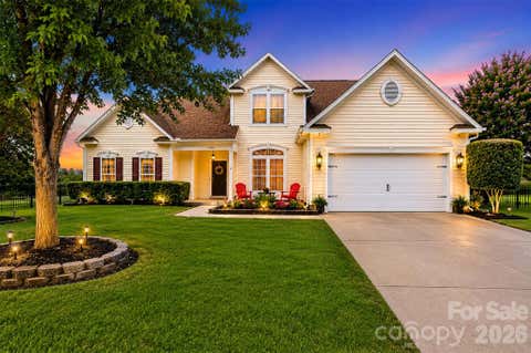 Photo of 12610 Skymaster Court, Charlotte, NC 28278 (MLS # 4383021)