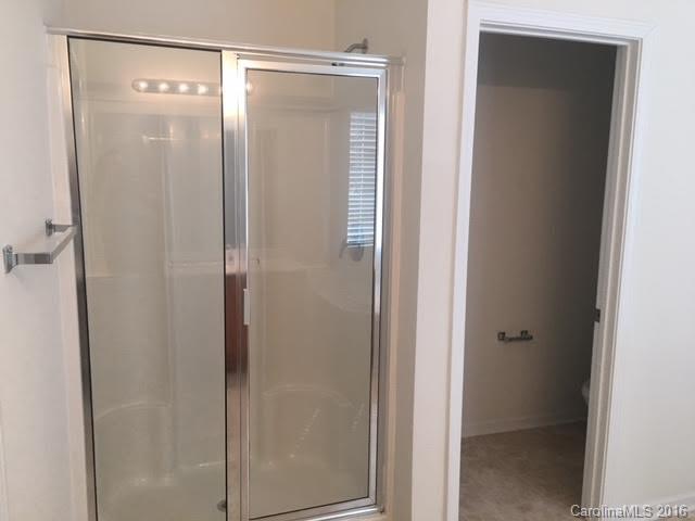 Sandy Pointe - Residential