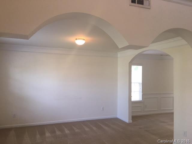 Sandy Pointe - Residential